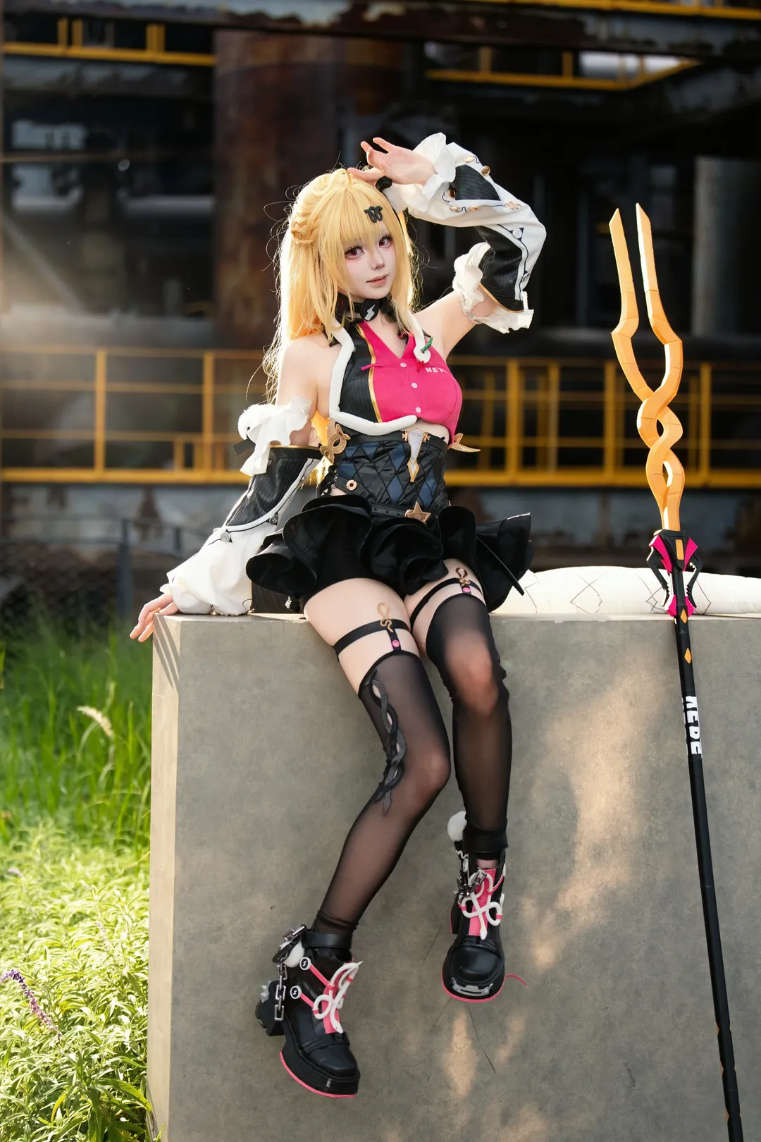 绝区零, 希希芙cos, cosplay摄影, 工业风外景, 废土风格