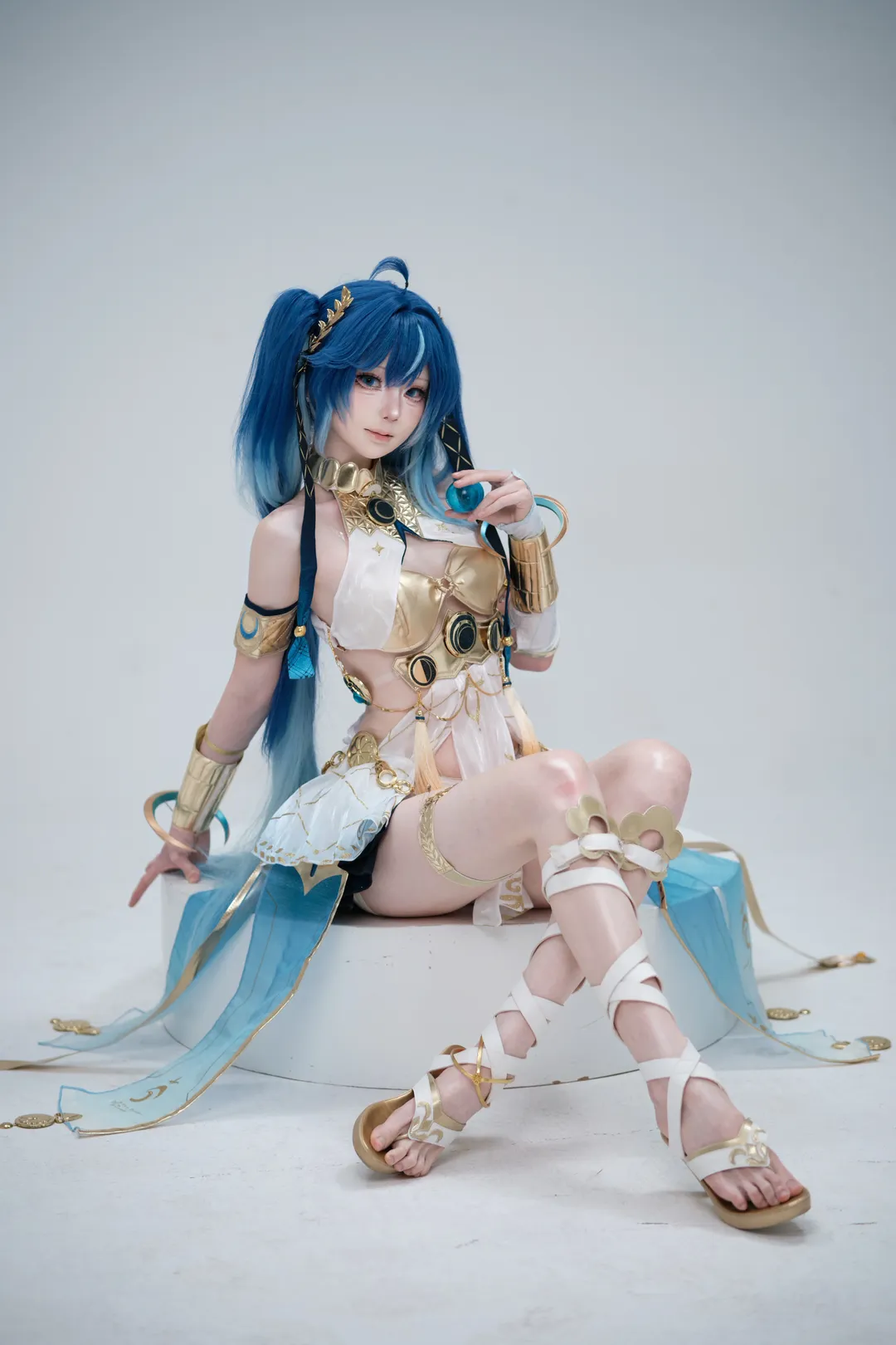 鸣潮, 二次元, cosplay, 尤诺cos, 蓝发