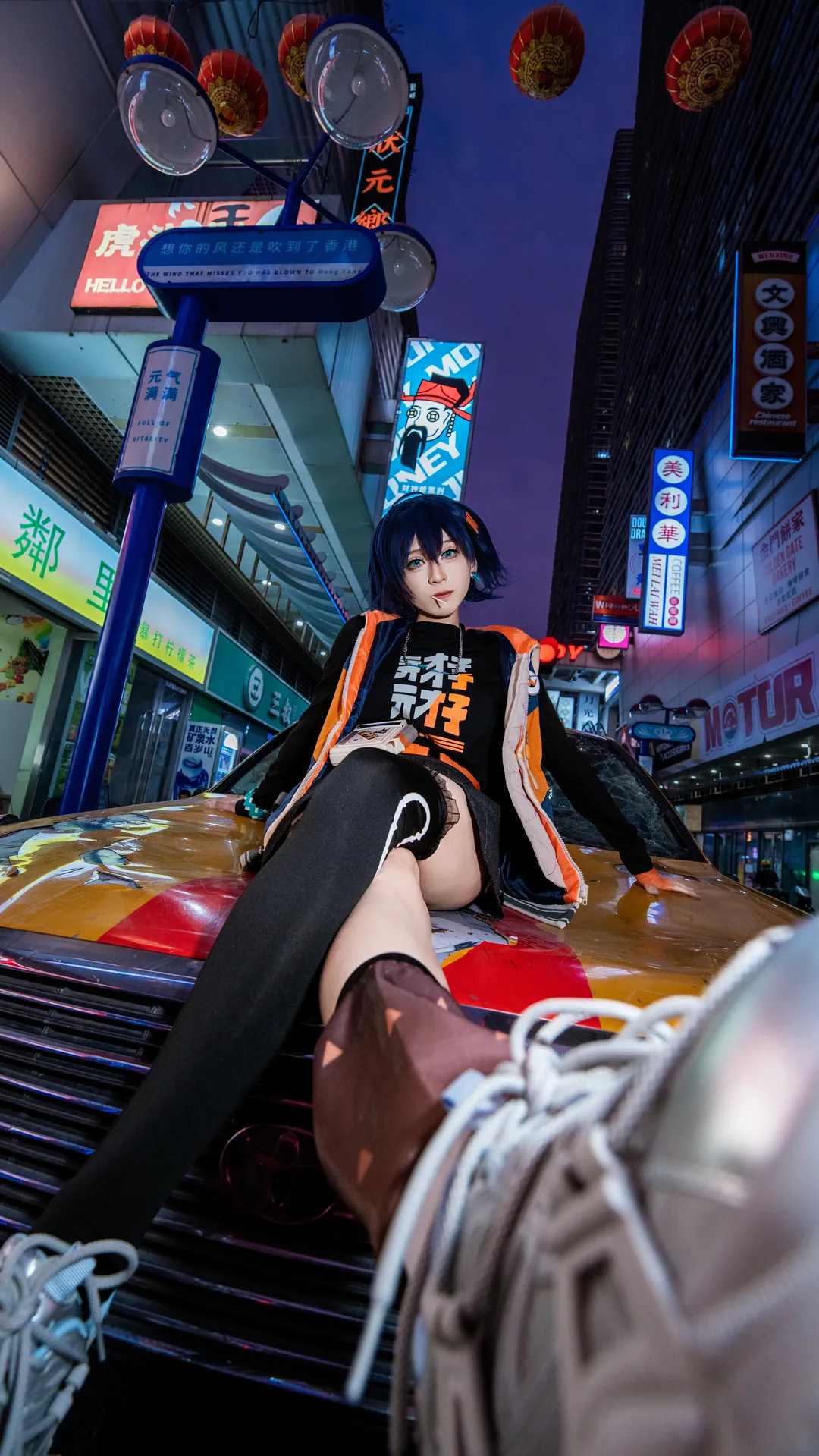 绝区零, 新艾利都, cosplay摄影, 铃cos, 街头机能风 - 第1张