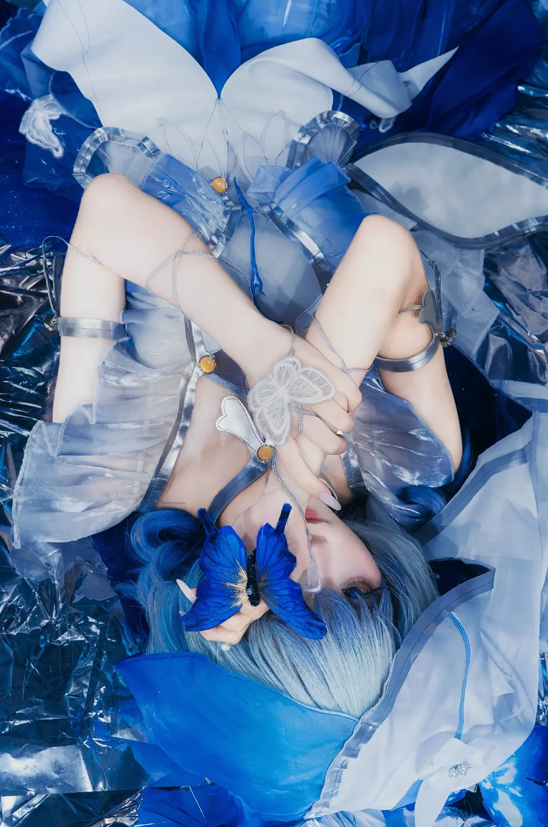 鸣潮, 守岸人cos, Cosplay摄影, 鸣潮创作激励, 蓝白轻纱裙 - 第1张