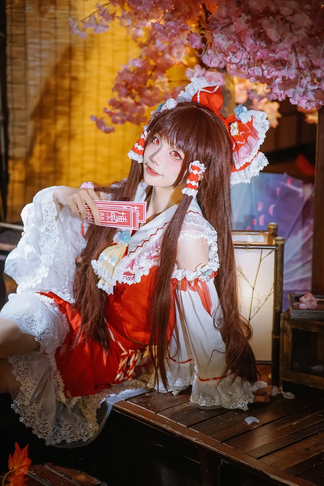 二次元摄影, 博丽灵梦cos, 东方Project, cosplay正片, 红白巫女 - 第5张