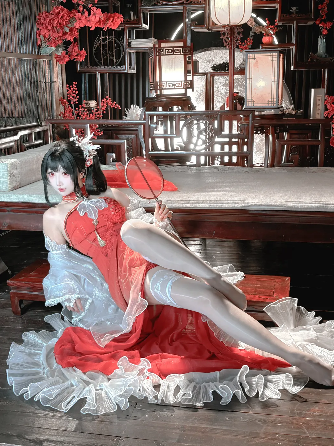 古风cos, 视觉艺术, 中式风格, 红衣造型, 镇海