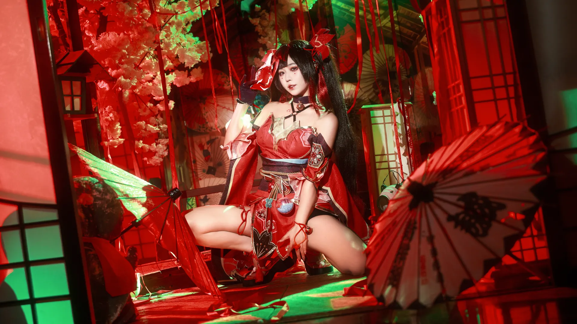 Cosplay, Honkai: Star Rail, Elation cosplay, Red and green color scheme, Visual aesthetics