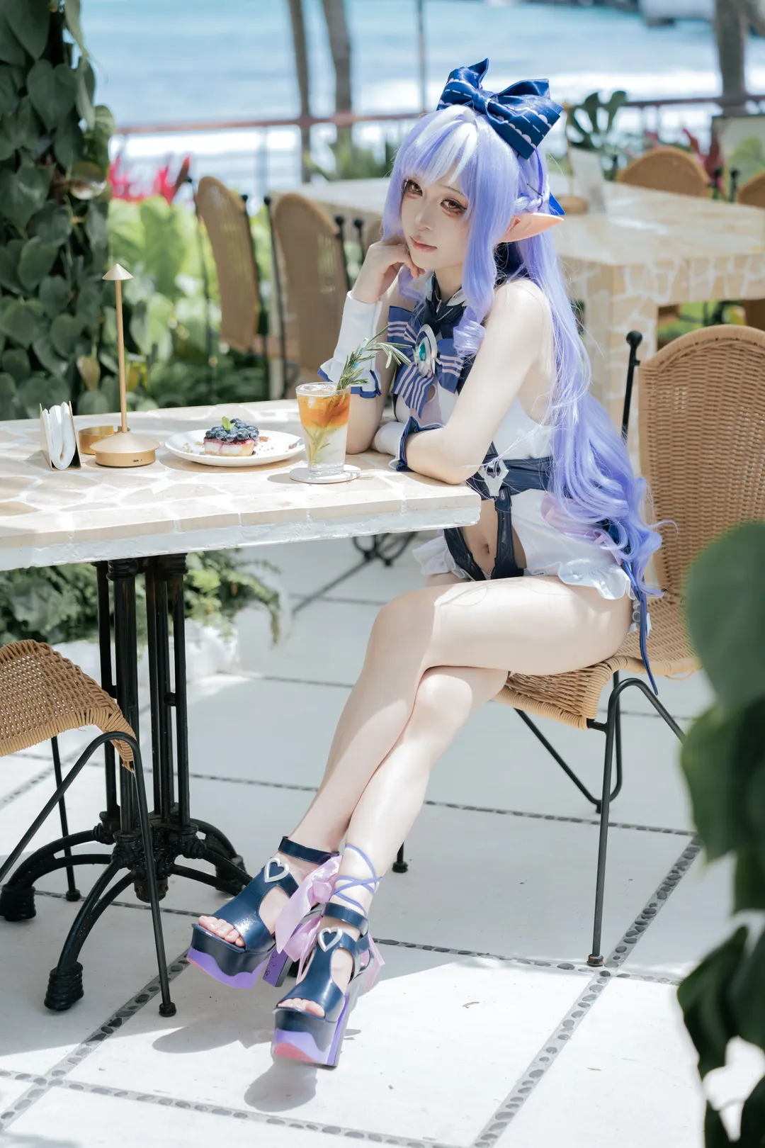 角色扮演, 海边摄影, 精灵cosplay, 蓝白水手服, 二次元外景 - 第1张