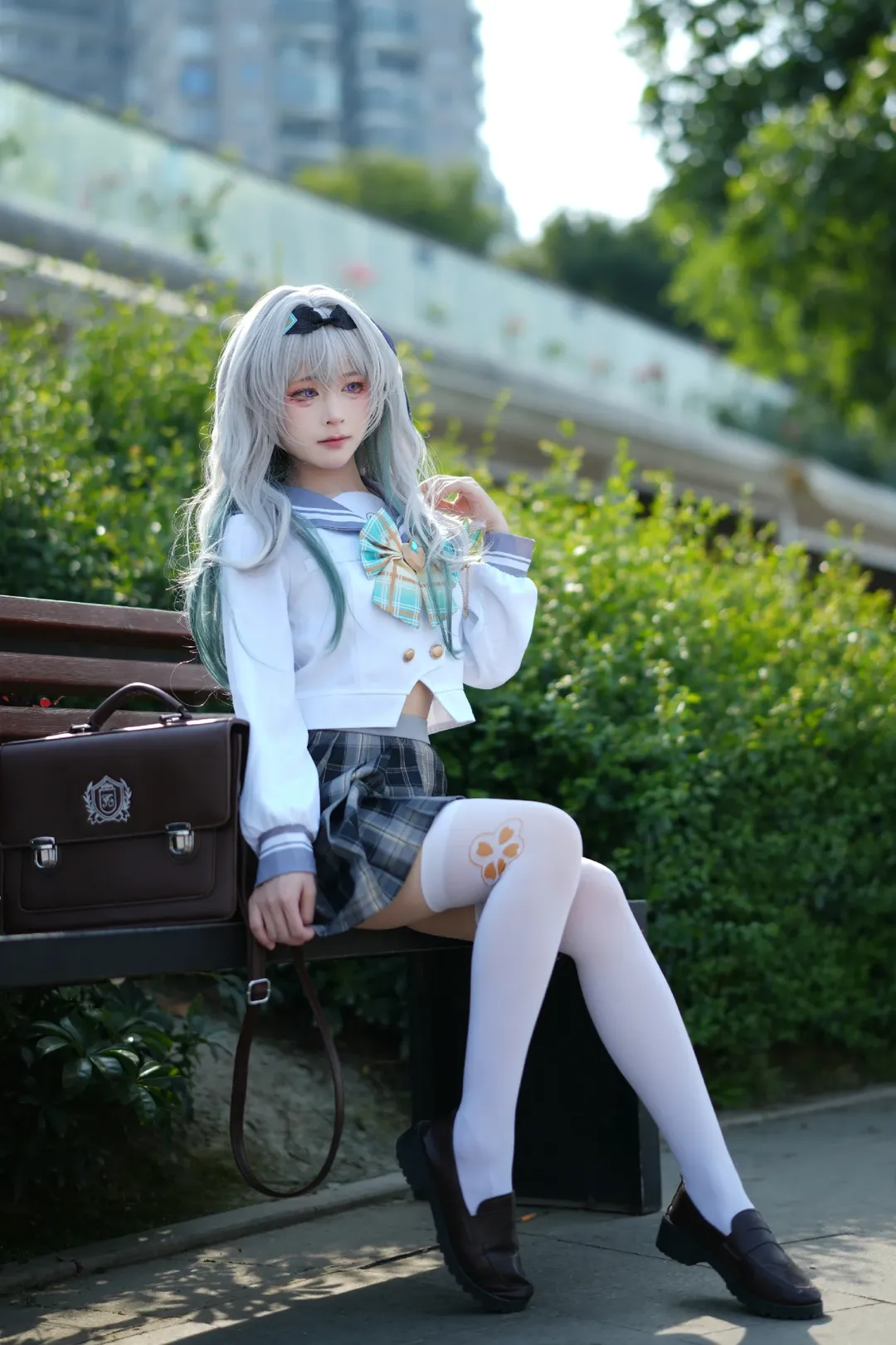 流萤cos, 流萤春日手信, cosplay正片, jk制服, 户外人像 - 第3张