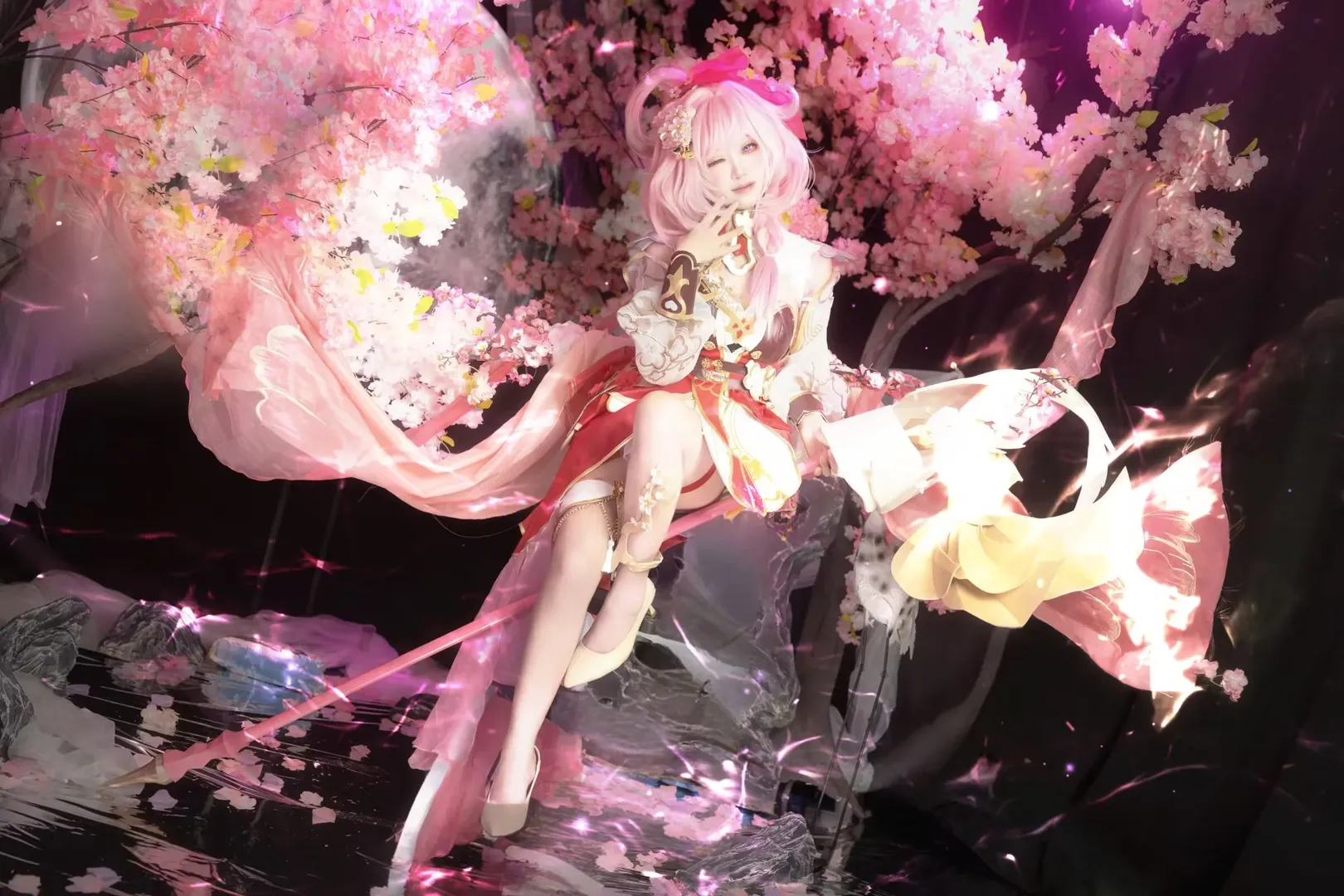 粉色系cosplay, 古风角色扮演, 仙侠风装扮, 樱花主题摄影, 游戏角色coser - 第1张