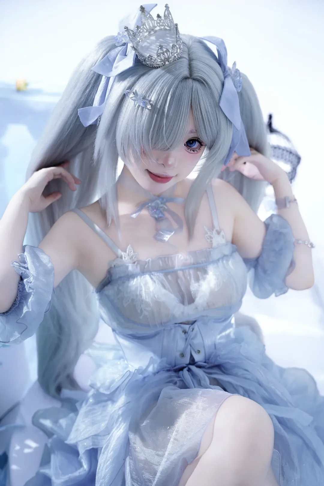 二次元, cosplay, 梦幻风格, 蓝白配色, 棚拍光影 - 第6张