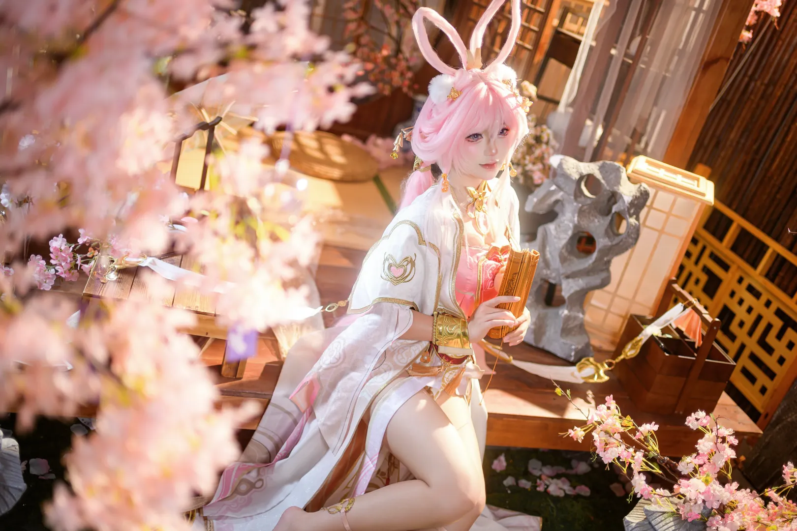 爱莉希雅cos, 崩坏3, 二次元cosplay, 樱花庭院, 霁月婵娟 - 第3张