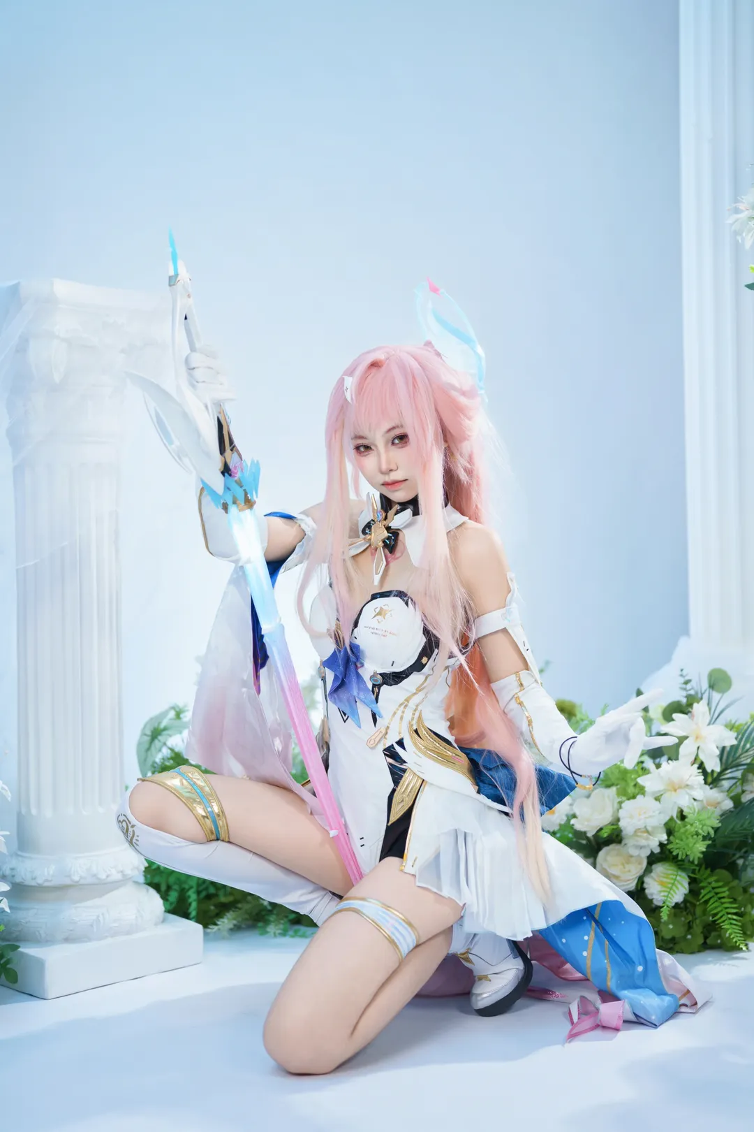 鸣潮, cosplay, 爱弥斯cos, 粉发少女, 棚拍正片