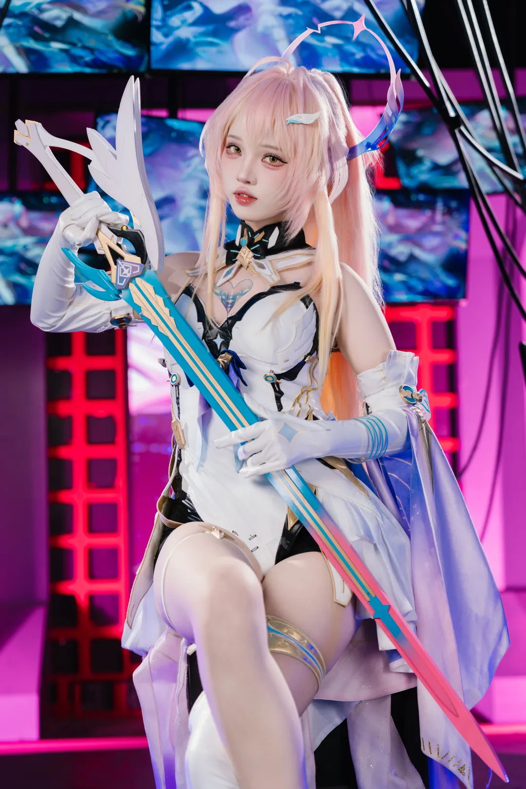 鸣潮, 二次元摄影, 爱弥斯cos, cosplay正片, 赛博风
