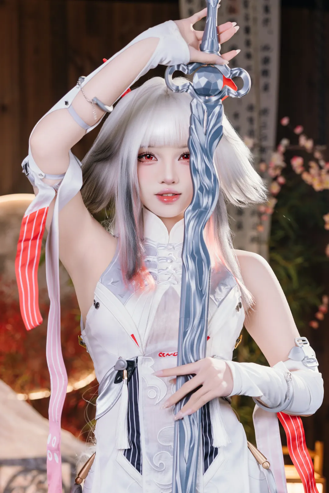 叶瞬光cos, 绝区零, 二次元妆造, cosplay摄影, 白毛红瞳 - 第2张