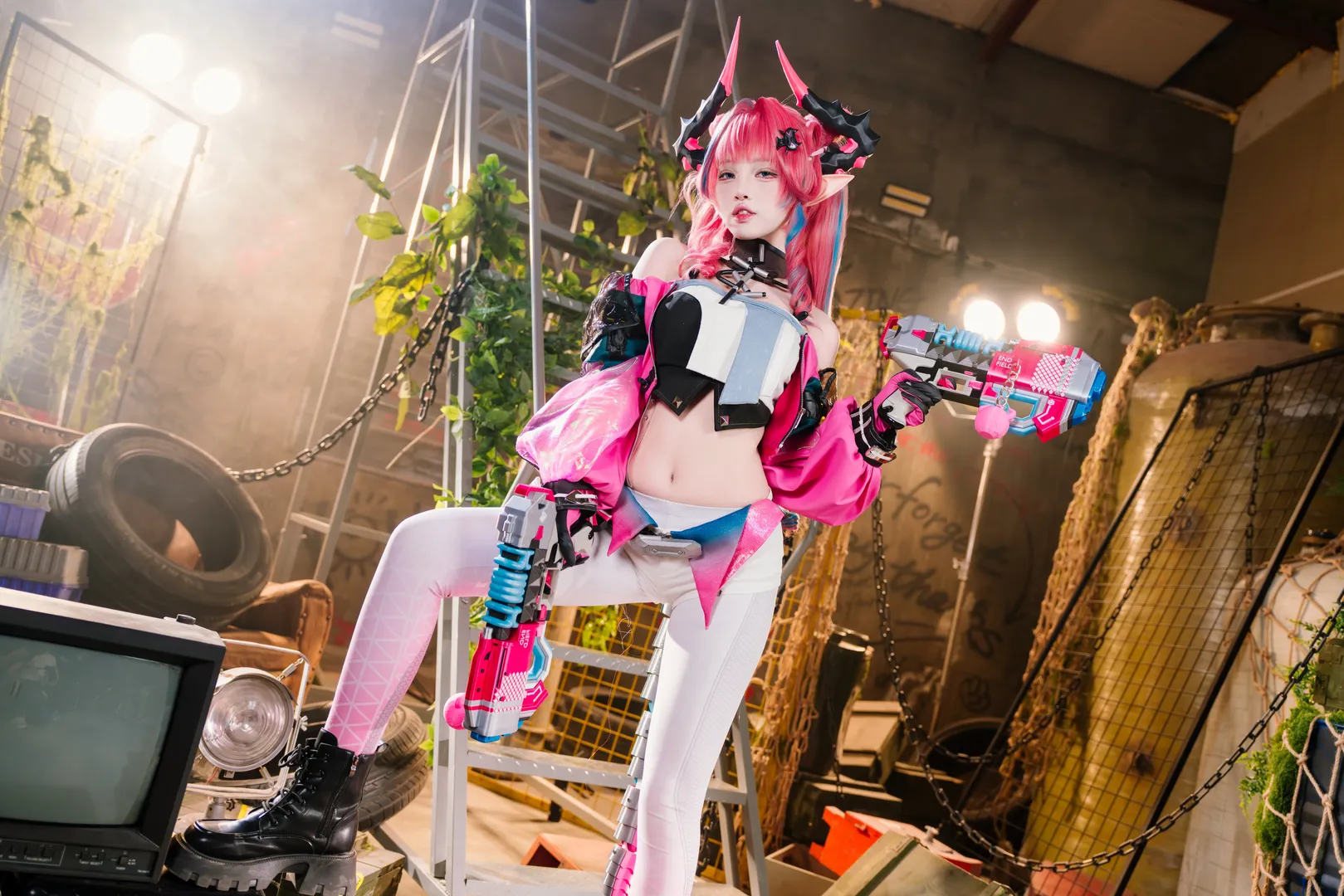 cosplay, 二次元摄影, 明日方舟终末地, 伊冯cos, 终末地公测