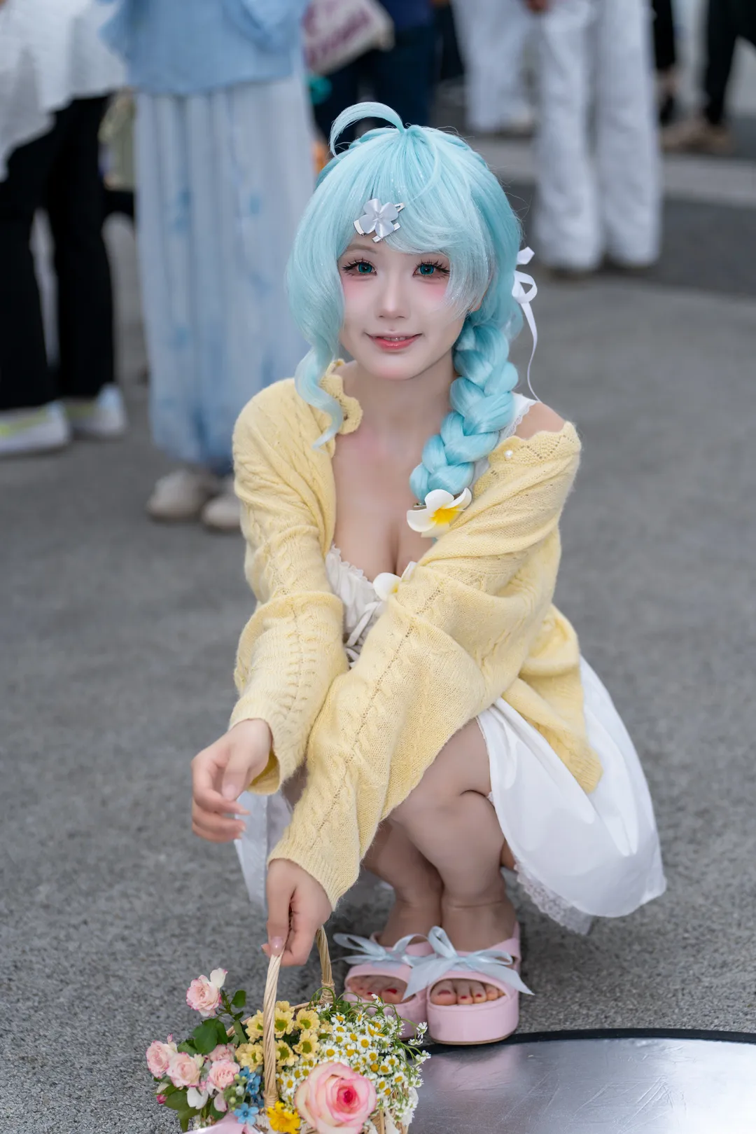 Zenless Zone Zero, Convention photography, Seed cosplay, Spring outfit, Blue-haired girl - Image 2
