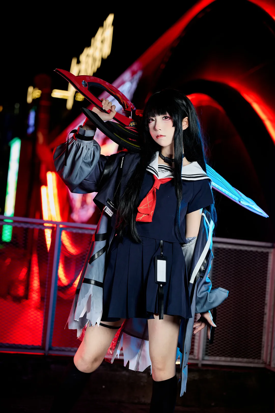 Wuthering Waves, Cyberpunk, Chisa cosplay, Night street photography, Weapon props - Image 2