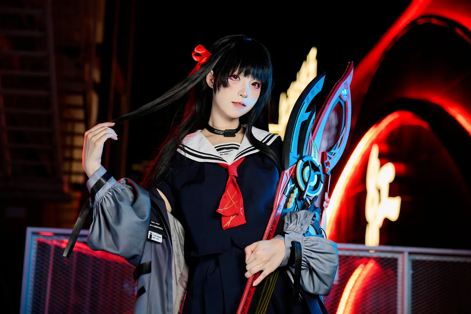 Wuthering Waves, Cyberpunk, Chisa cosplay, Night street photography, Weapon props - Image 3