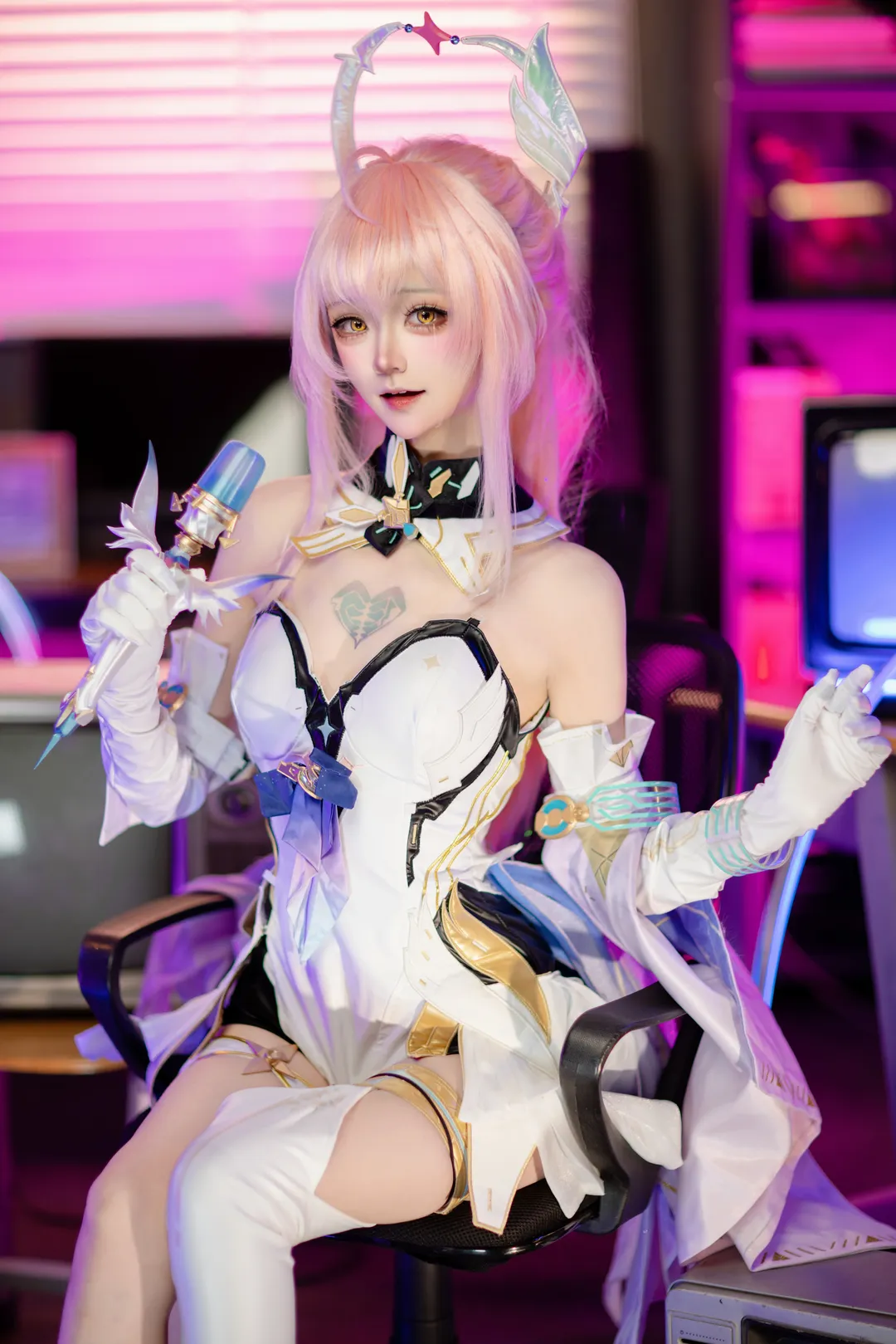 鸣潮, 二次元, 爱弥斯cos, 氛围感摄影, 游戏cosplay - 第2张
