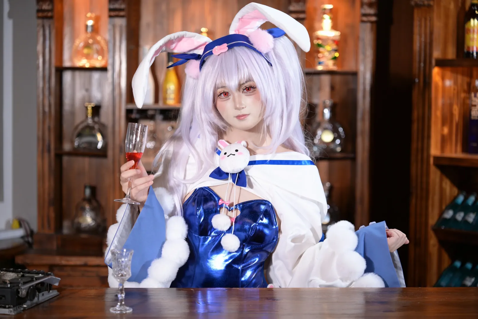 アズールレーン, ラフィー コスプレ, バニーガール, コスプレ撮影, アニメ風写真セット - 9枚目