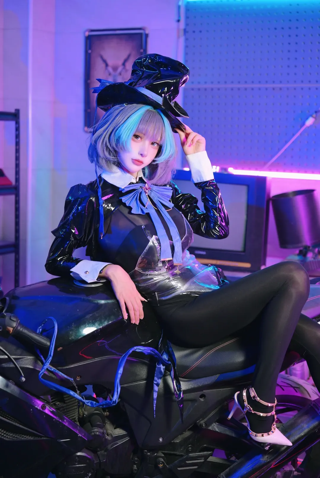 チェシャー コスプレ, アズールレーン, 二次元コスプレ, アズールレーン9周年, バイク撮影 - 3枚目