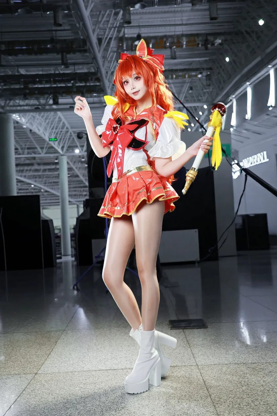 二次元cosplay, 漫展现场, 魔法少女cos, 棕色尘埃2, 红色系魔法少女 - 第2张