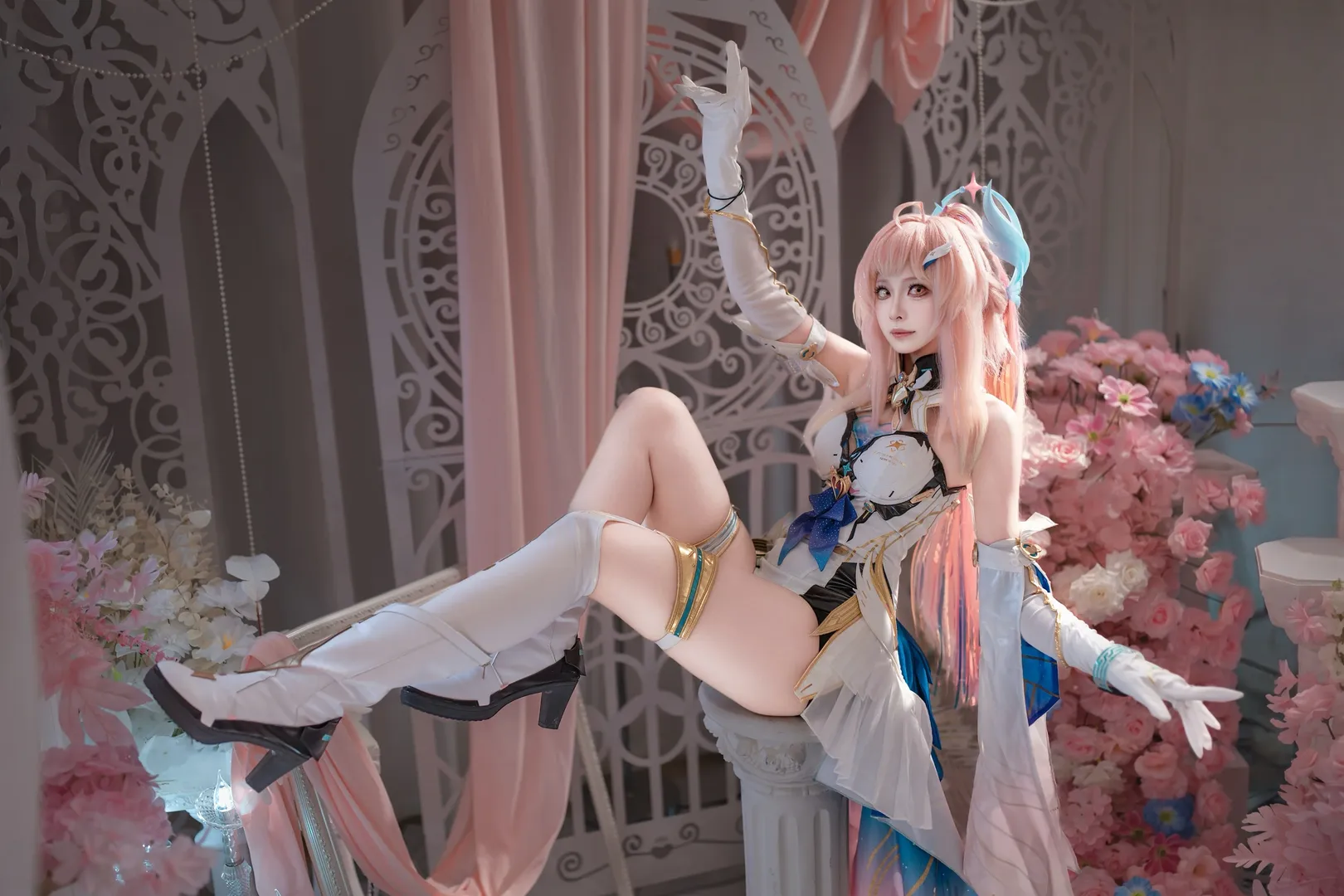 鸣潮, 二次元少女, 爱弥斯cos, 梦幻氛围, cosplay摄影 - 第12张