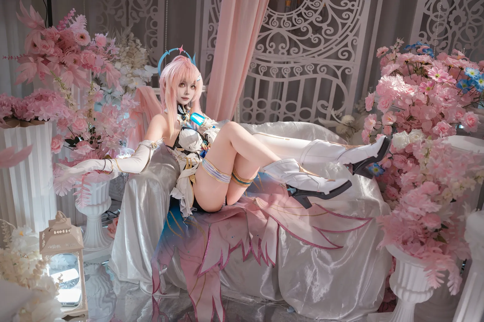 鸣潮, 二次元少女, 爱弥斯cos, 梦幻氛围, cosplay摄影 - 第3张