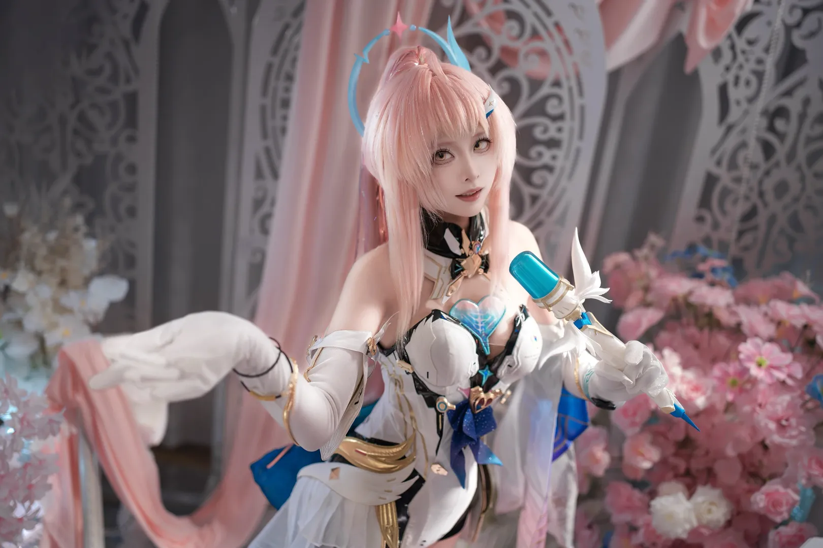 鸣潮, 二次元少女, 爱弥斯cos, 梦幻氛围, cosplay摄影 - 第5张