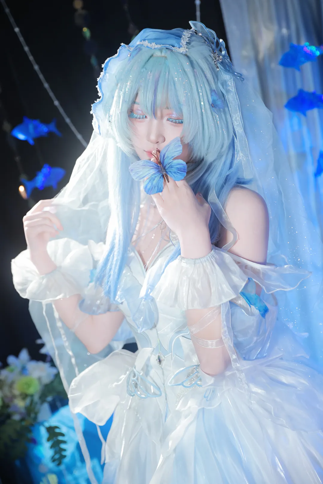 鸣潮, 守岸人cos, 月潮星纱, 蓝发cosplay, 深海风摄影 - 第1张
