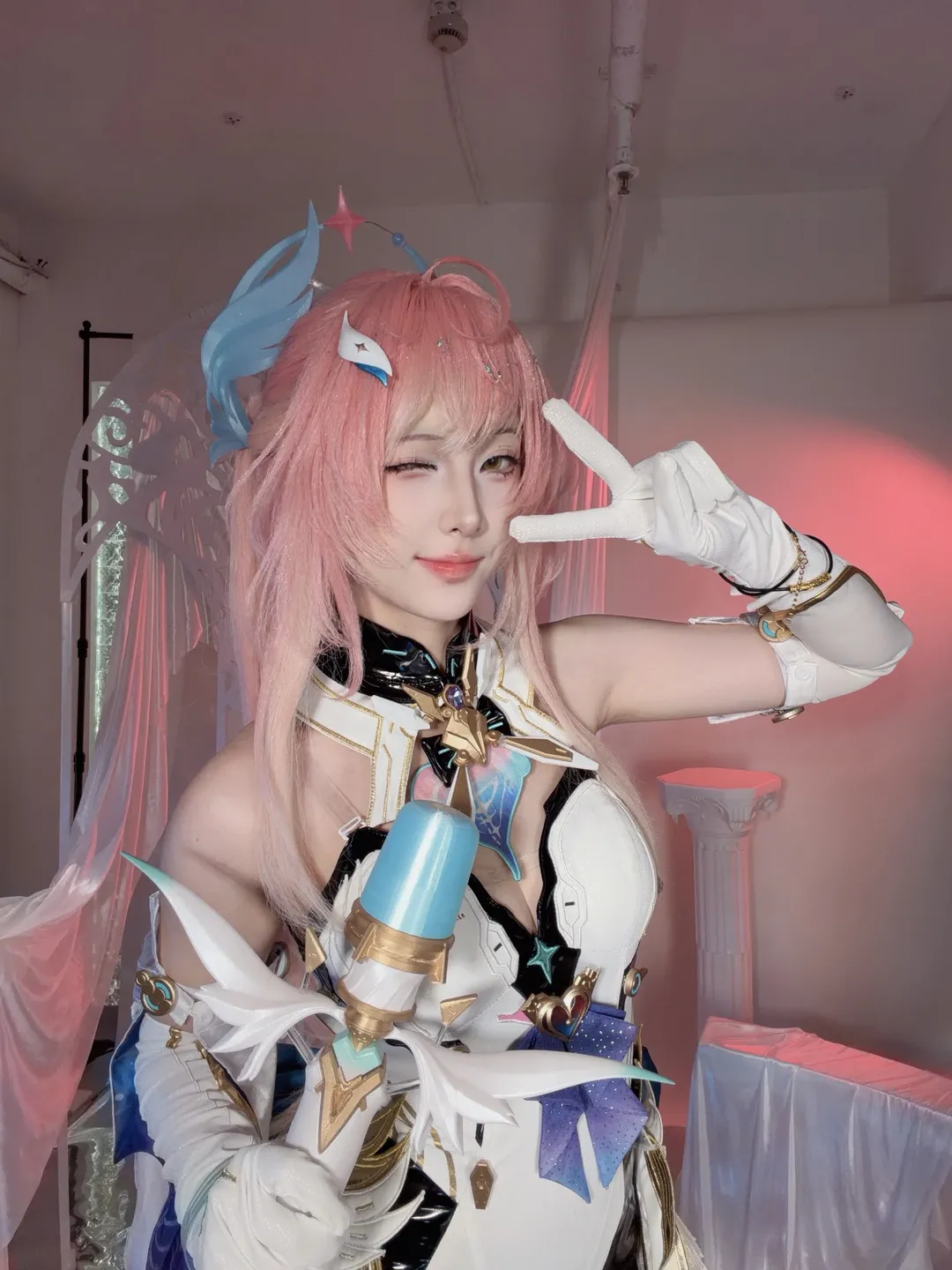 鸣潮, 爱弥斯cos, 高还原, 二次元cos, cosplay摄影