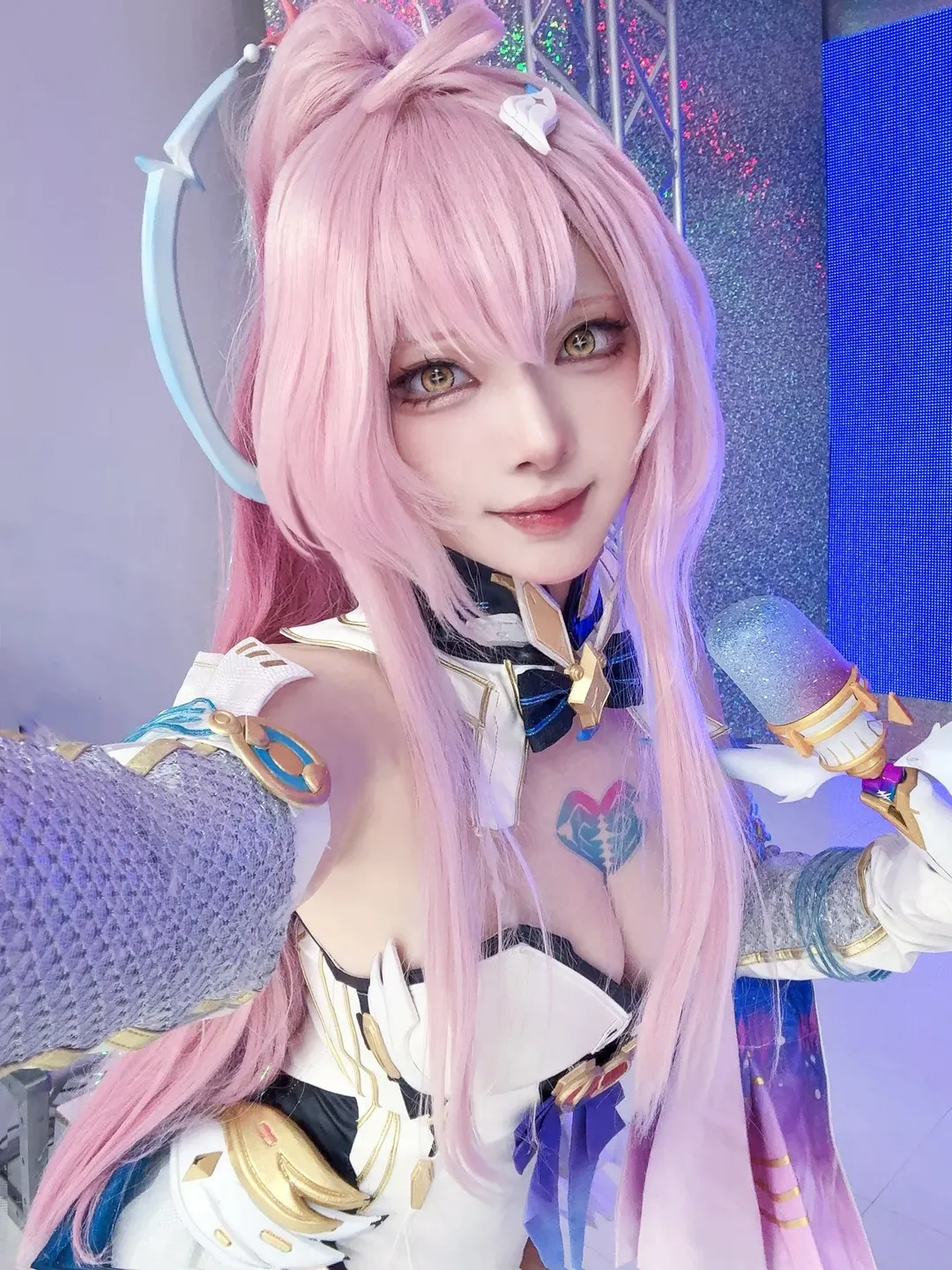 鳴潮, エイメス コスプレ, コスプレ撮影, 二次元ファッション, 舞台風スタイル