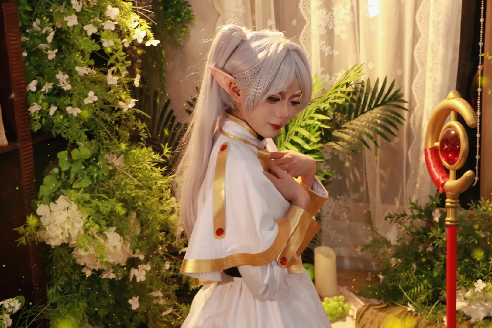 二次元摄影, 葬送的芙莉莲, 芙莉莲cos, 精灵cosplay, 白毛魔法师 - 第7张