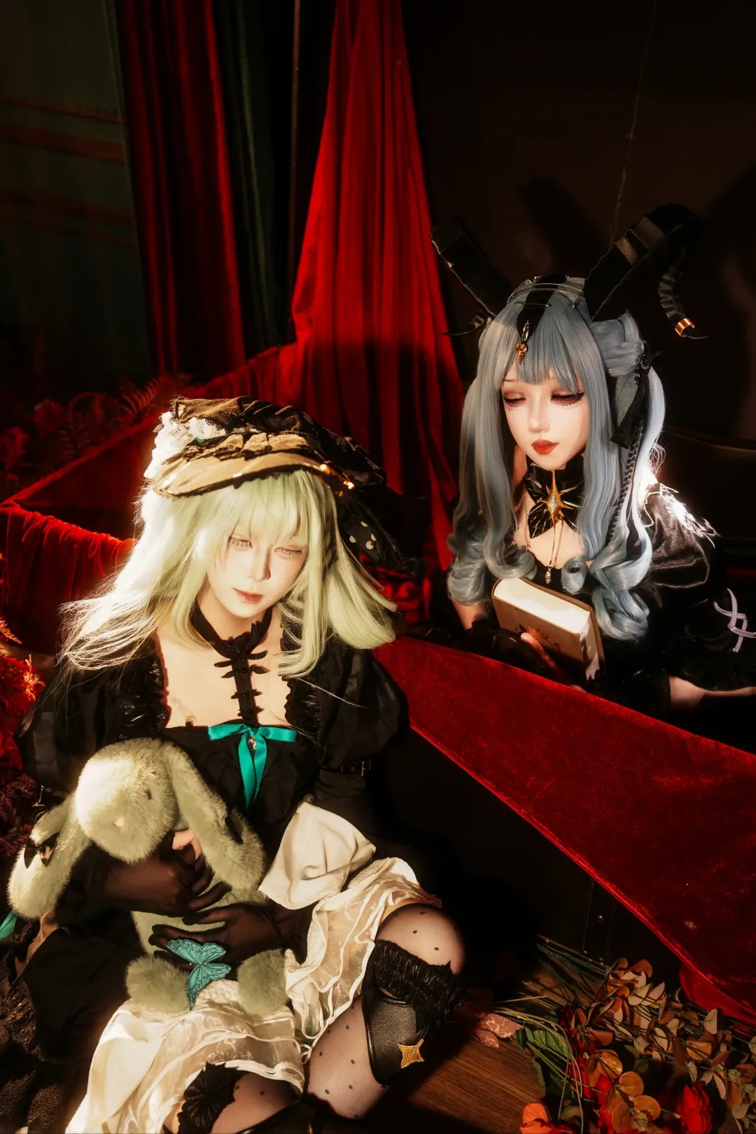 双人cos, 明日方舟, 若叶睦cos, 哥特风cosplay, 摄影棚拍