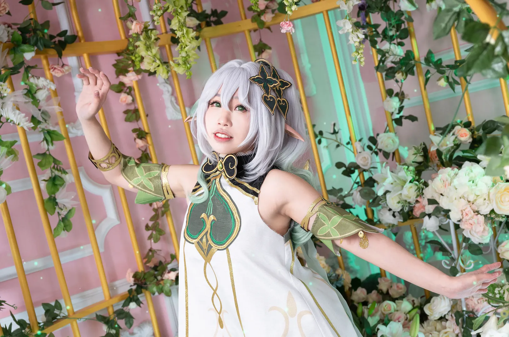 Genshin Impact, cosplay, Nahida Cosplay, Flower field photography, Dendro Archon - Image 2