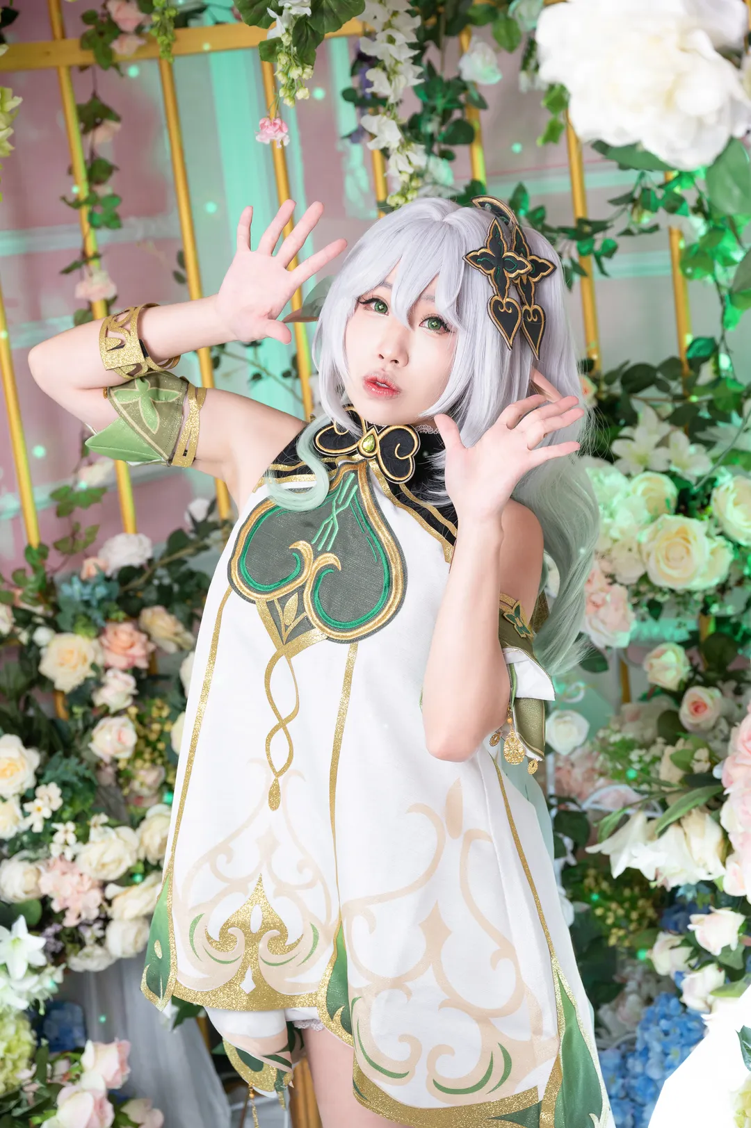 Genshin Impact, cosplay, Nahida Cosplay, Flower field photography, Dendro Archon - Image 4