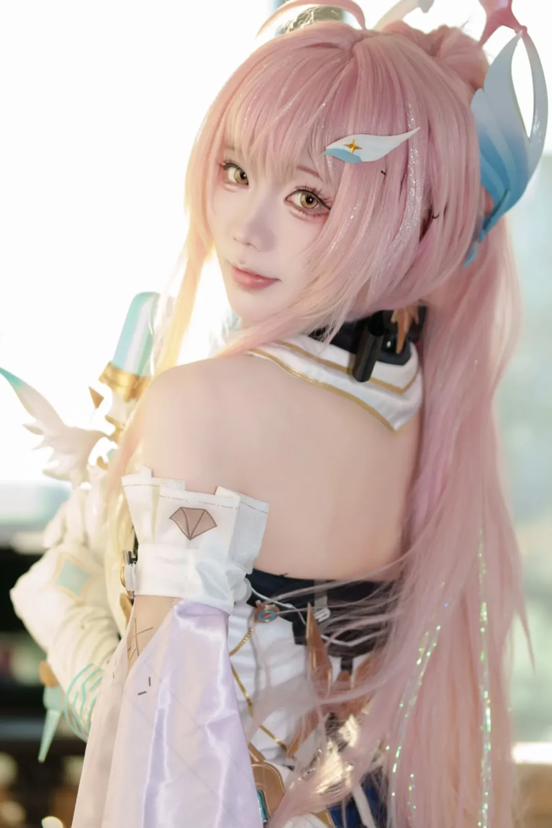 鸣潮, cosplay, 二次元摄影, 爱弥斯cos, 飞行雪绒 - 第2张