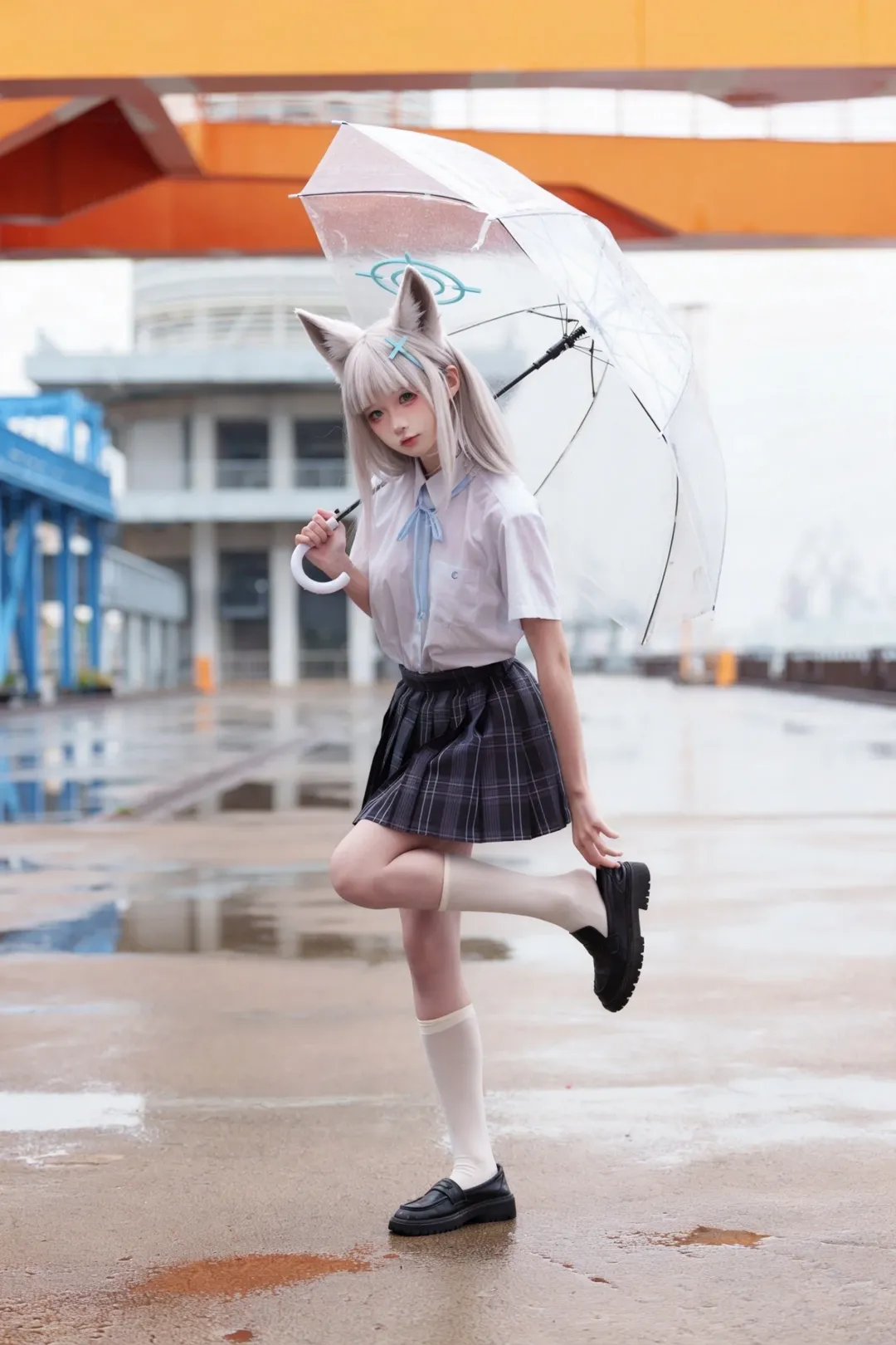 蔚蓝档案, 砂狼白子cos, 雨天氛围, cosplay摄影, 海南舰