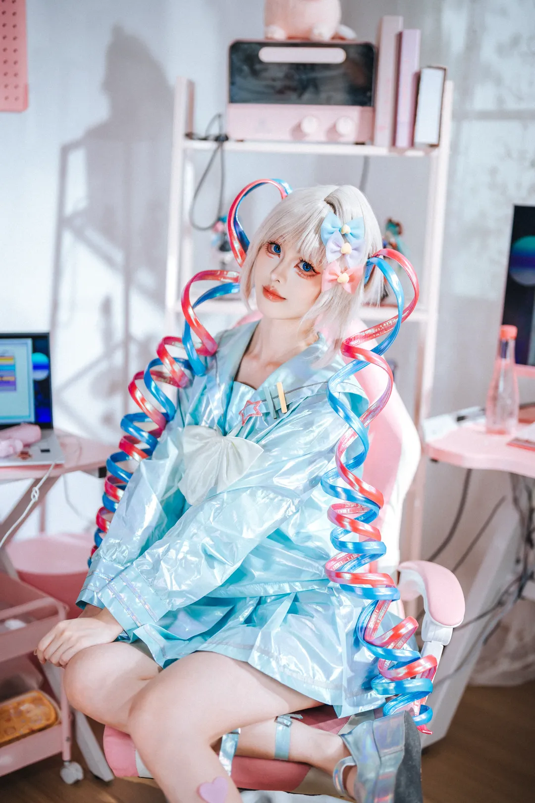 超天酱cos, Cosplay正片, 二次元氛围感, 主播女孩重度依赖, 电竞房拍摄