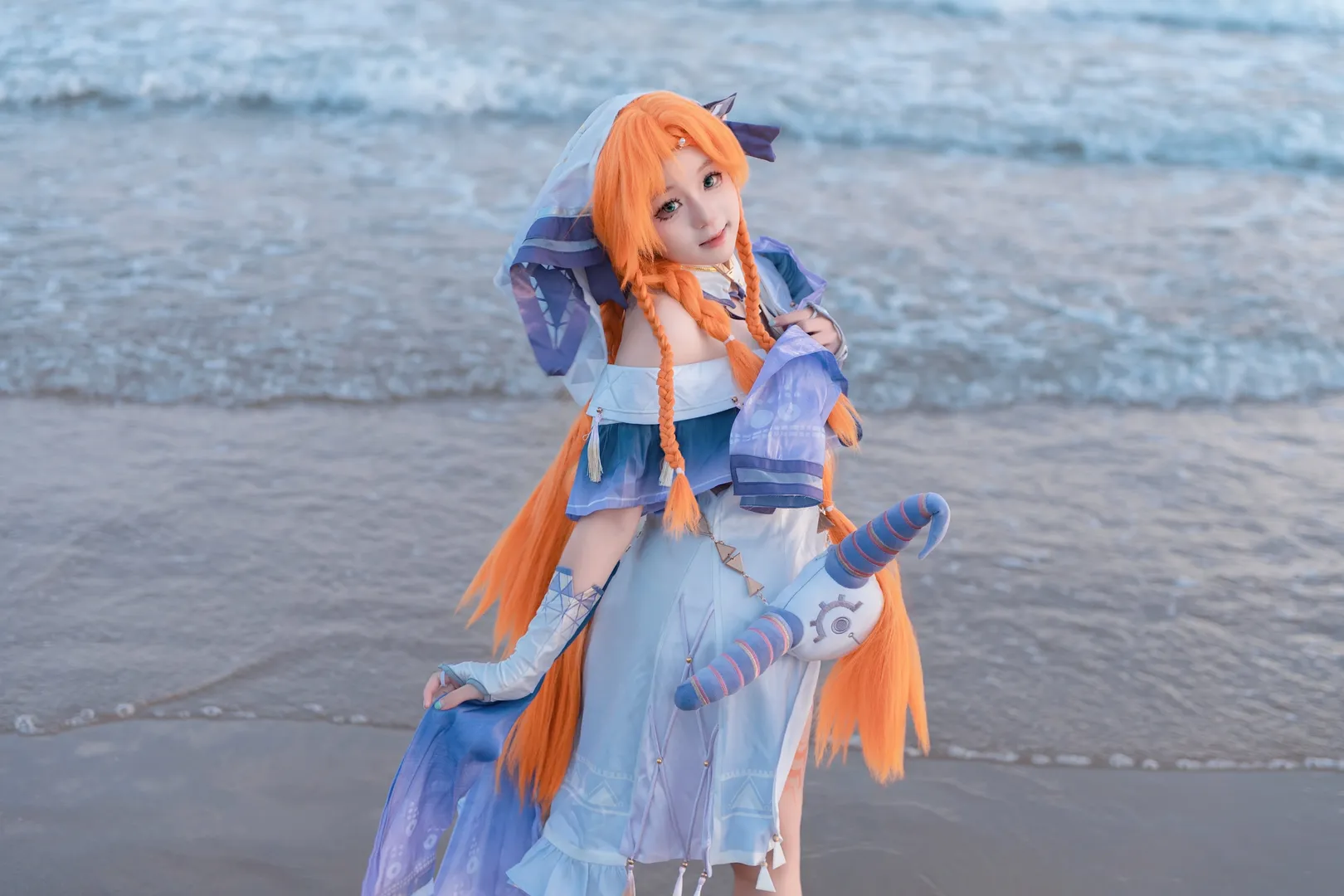 鸣潮, 人像摄影, 海边cosplay, 西格莉卡cos, 二次元萌妹 - 第3张