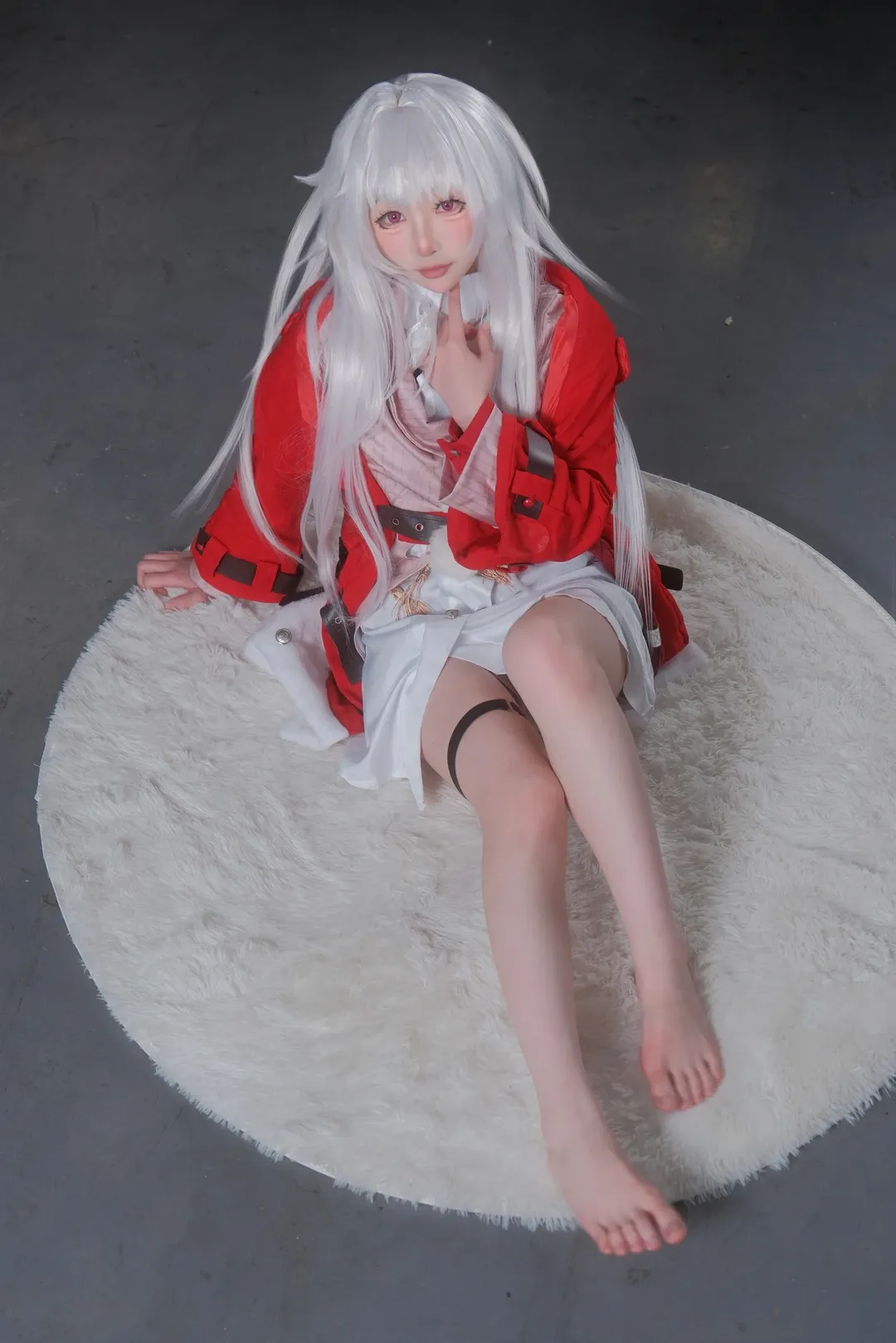 Anime-style photography, Honkai: Star Rail, Convention photos, Clara cosplay, Silver hair cosplay