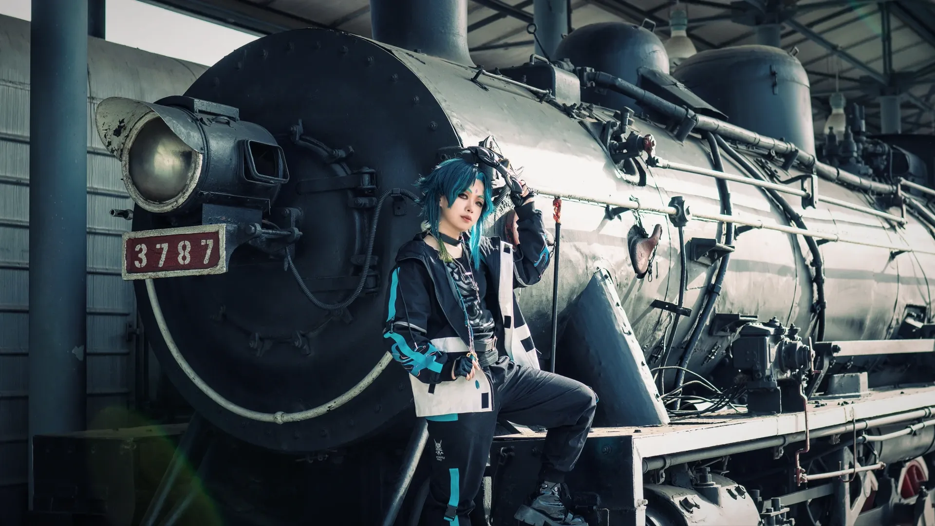原神, cosplay正片, 机能风穿搭, 魈cos, 铁轨摄影 - 第4张