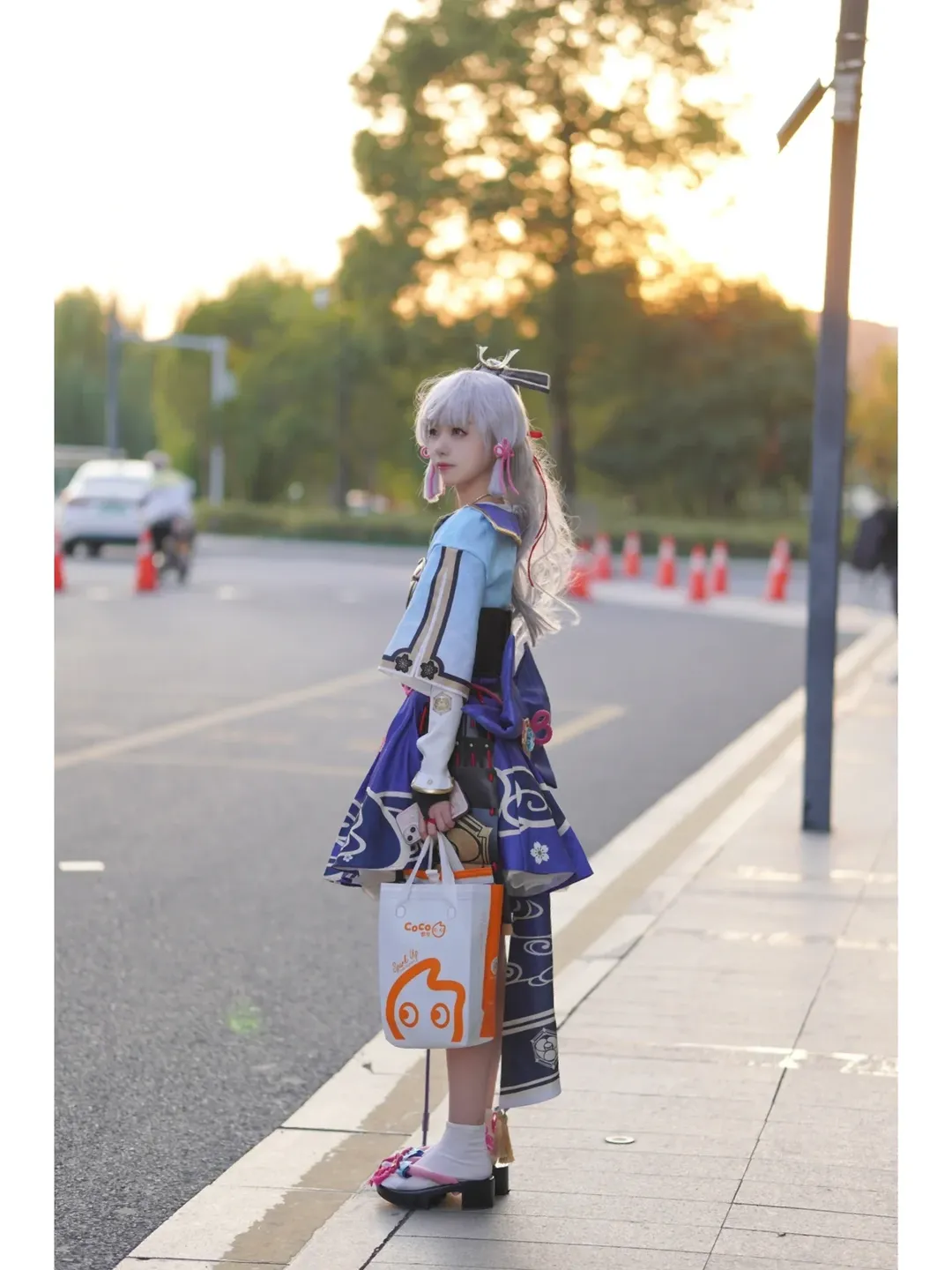原神, 神里绫华cos, 外景摄影, Cosplay日常, 街头随拍 - 第2张