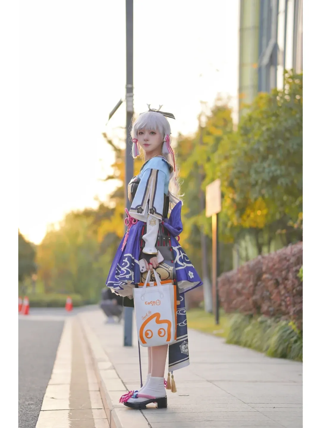 原神, 神里绫华cos, 外景摄影, Cosplay日常, 街头随拍 - 第3张