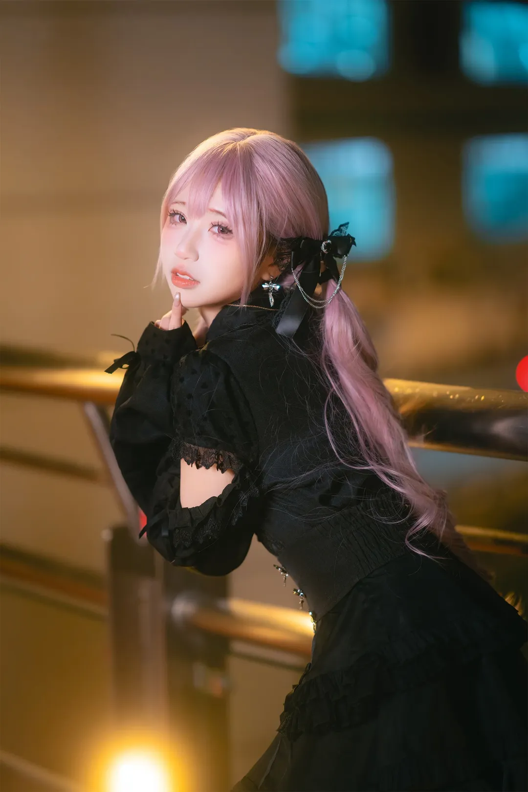 Night portrait, Casual cosplay, Jirai-kei fashion, Gothic style girl, Jiangwang Bridge night view - Image 4