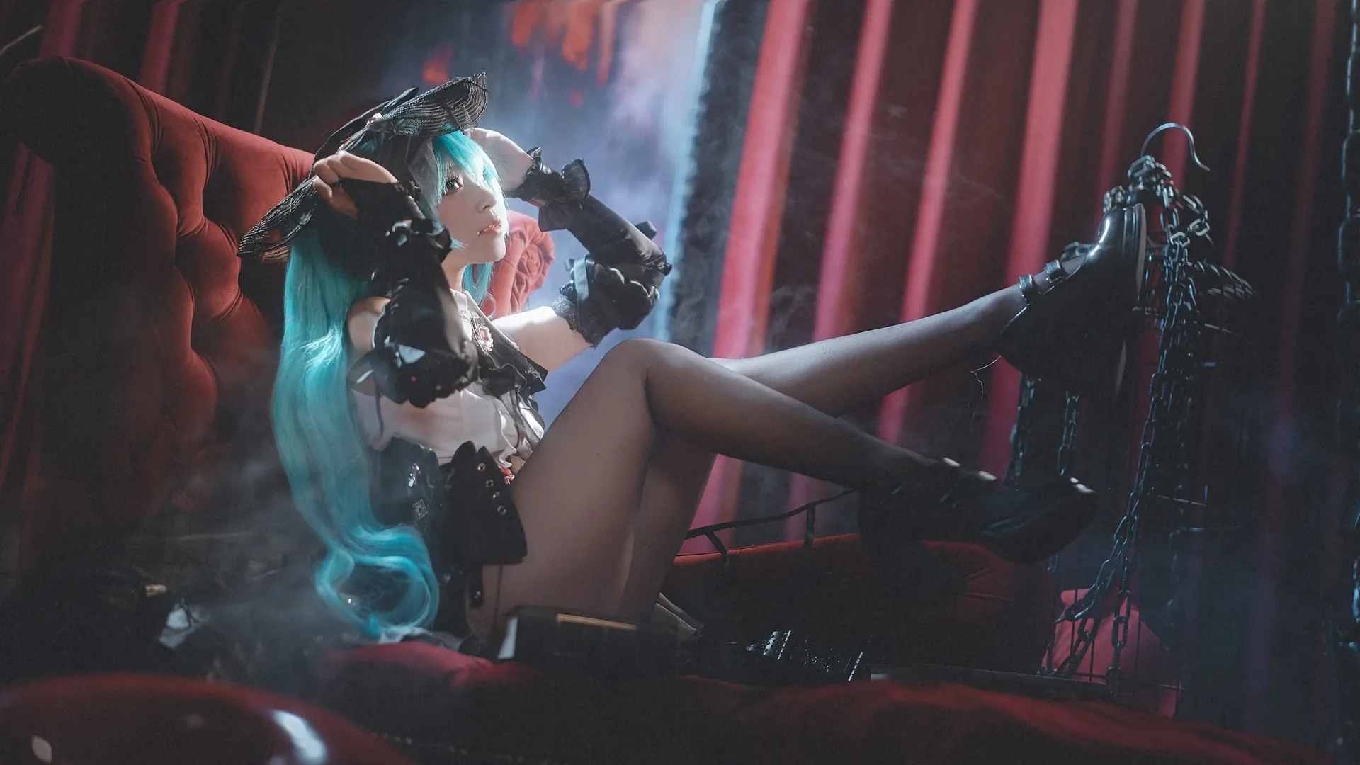 初音未来, 初音未来cos, 哥特风cosplay, 复古洋装, 暗黑摄影 - 第7张