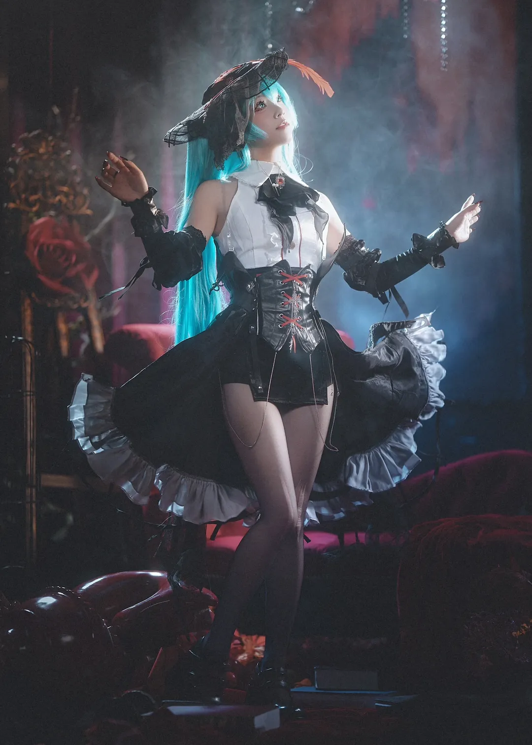 初音未来, 初音未来cos, 哥特风cosplay, 复古洋装, 暗黑摄影 - 第9张