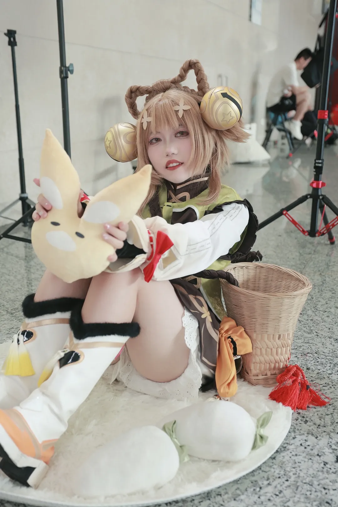 Genshin Impact, cosplay, Yaoyao cosplay, Genshin Impact Yaoyao, Yaoyao cosplay - Image 1