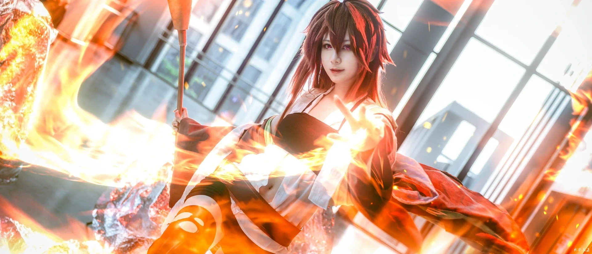 CICF漫展, Cosplay场照, 游戏王, 火灵使希塔cos, 火焰特效摄影 - 第2张