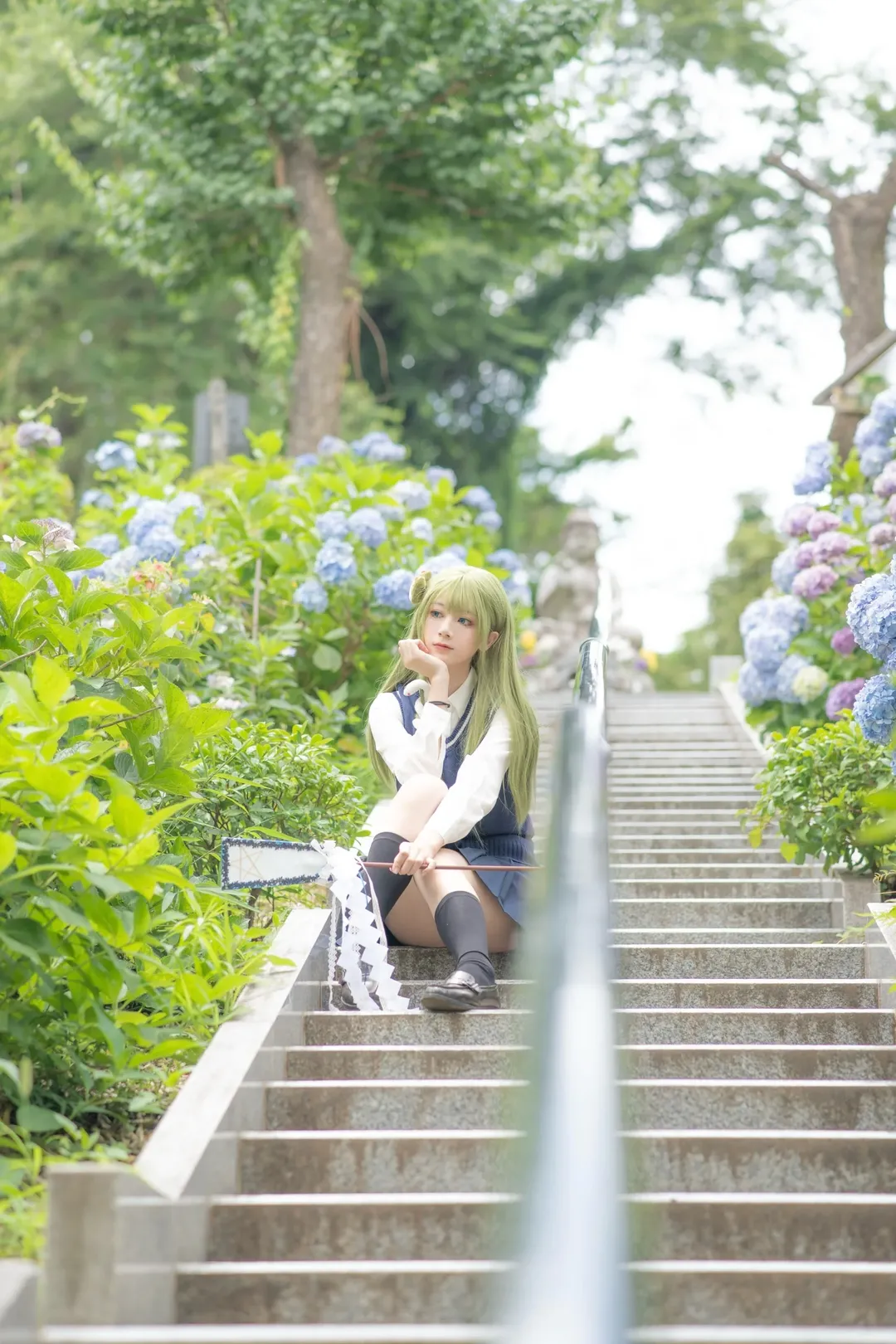 東方Project, 東風谷早苗 コスプレ, 紫陽花の撮影, 日本の女子高生の雰囲気, 日本の寺の外観 - 4枚目