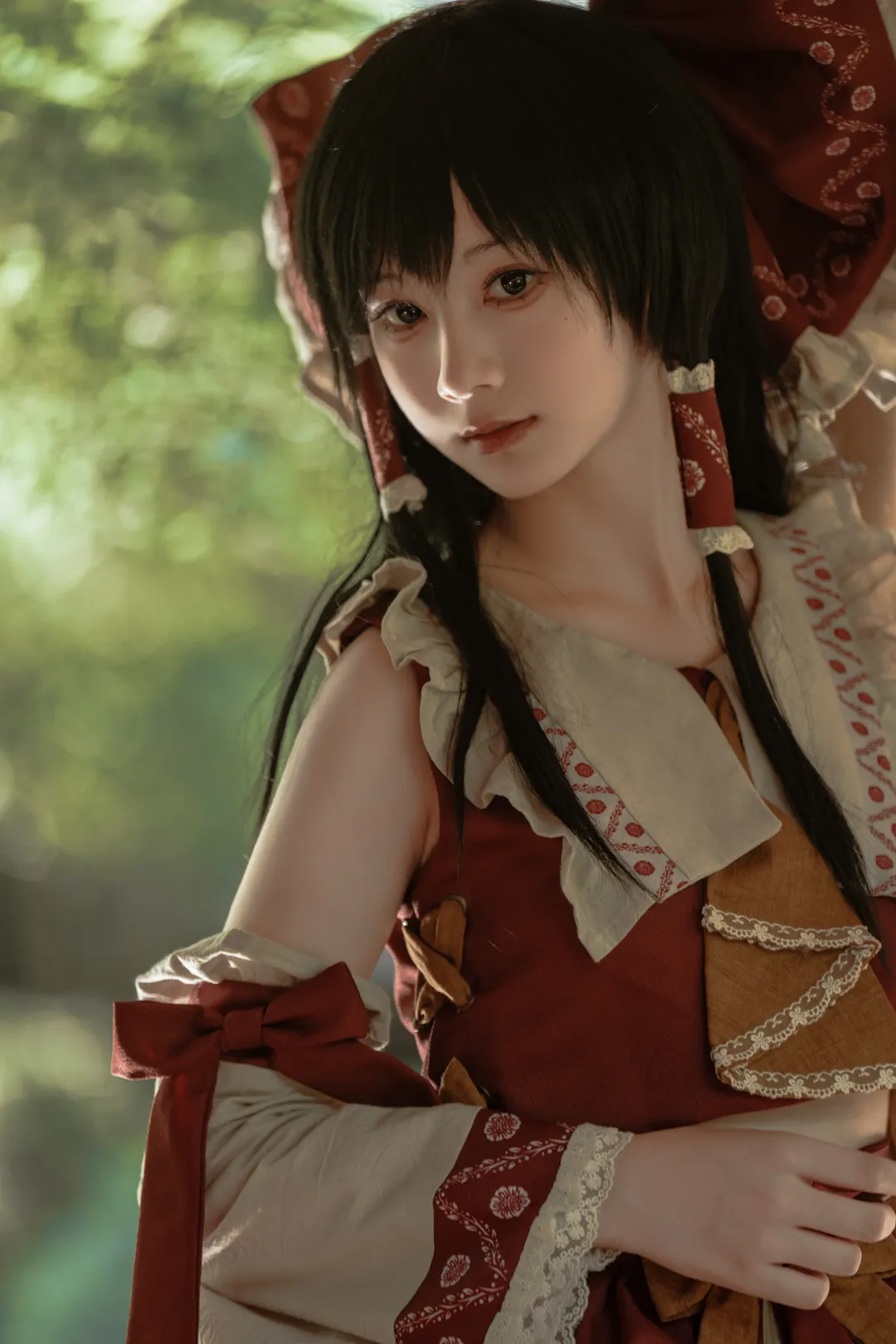 博麗霊夢コスプレ, 東方Project, レトロな映画のような雰囲気, 巫女服撮影, 柴又帝釈天 - 18枚目