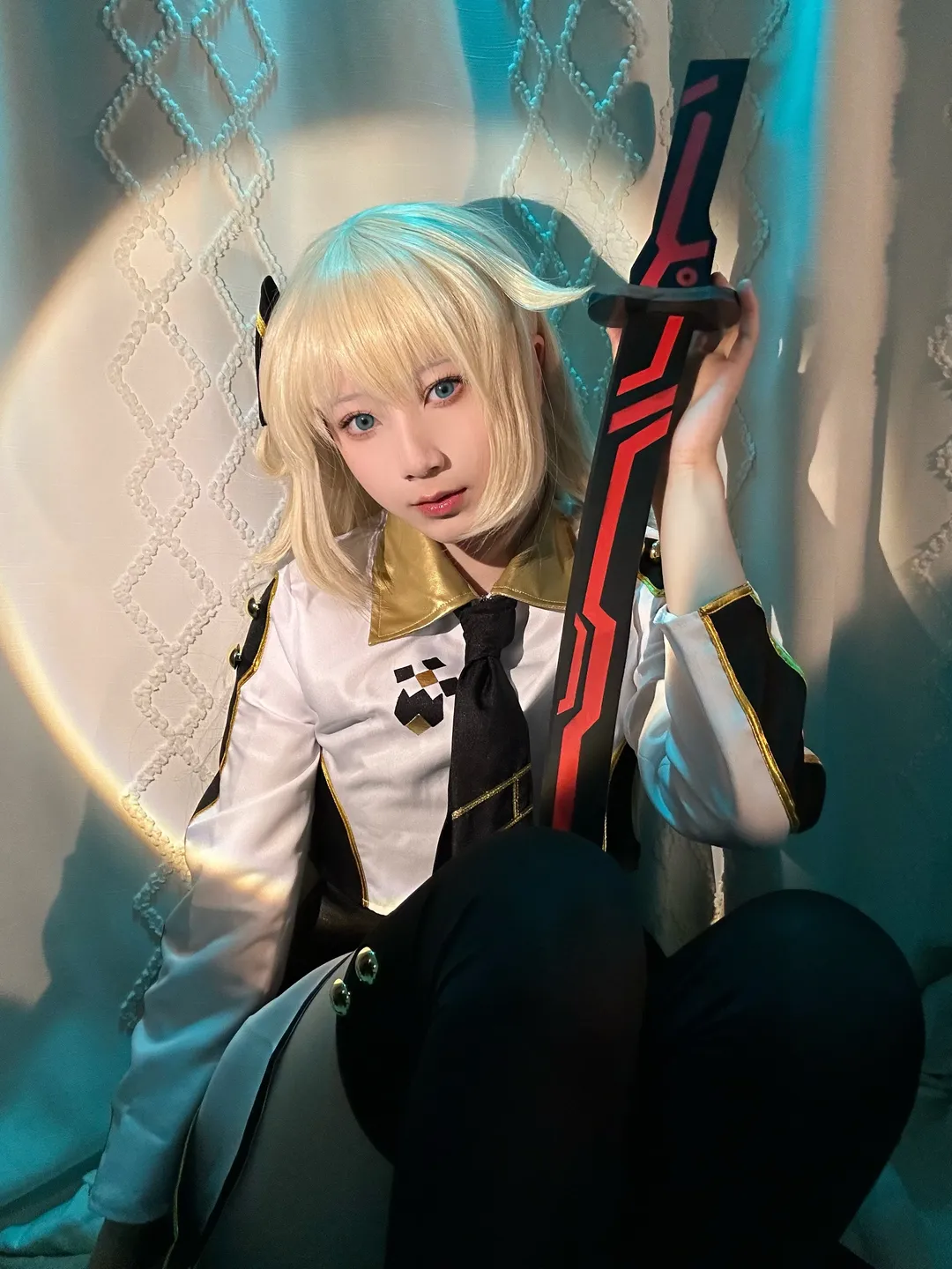 闪刀姬零依cos, 游戏王OCG, 刀剑道具, cosplay实拍, 金发造型