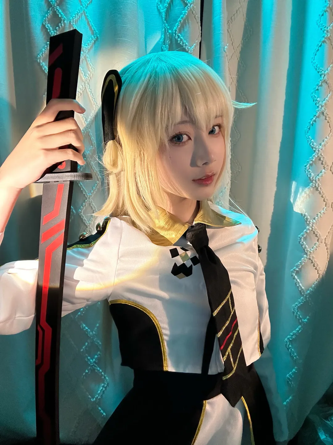 闪刀姬零依cos, 游戏王OCG, 刀剑道具, cosplay实拍, 金发造型 - 第5张